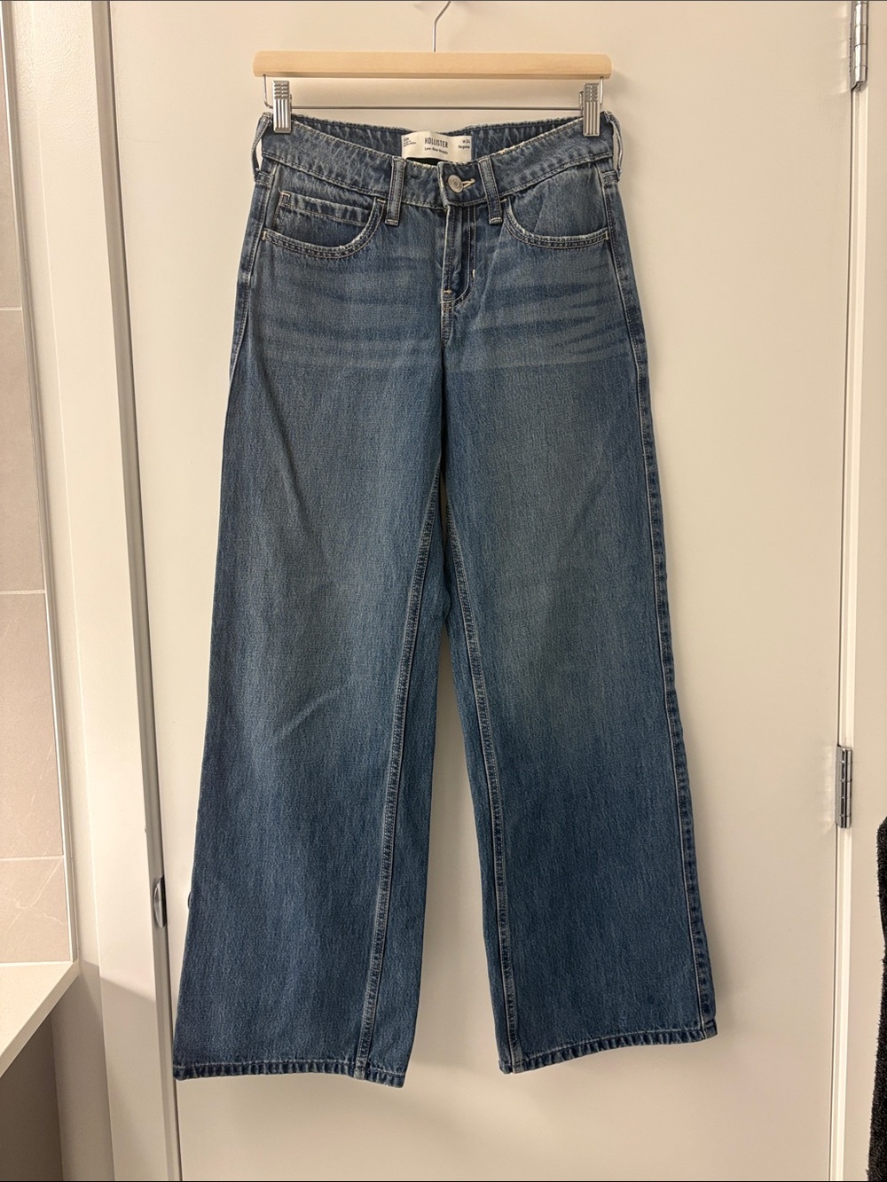 Hollister Wide-Leg Medium Blue Denim Jeans